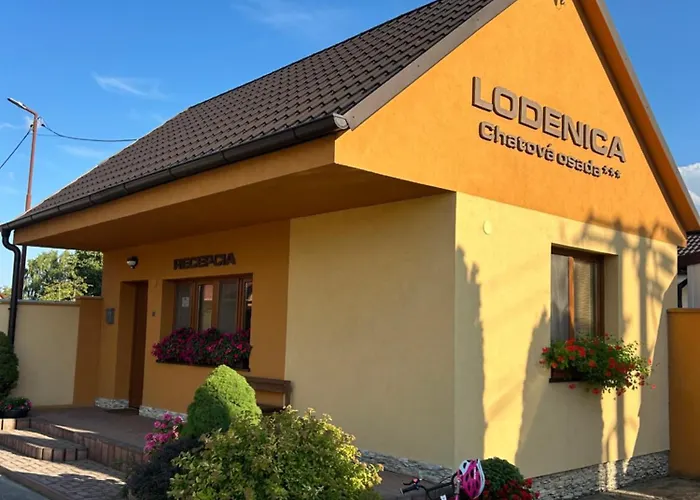 Nyaraló Domcek Lodenica *